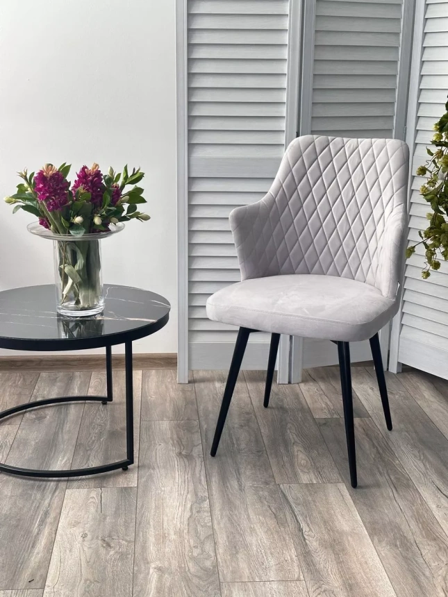 Стул Herman, мягкий, светло-серый  BM-4, велюр, черный каркас