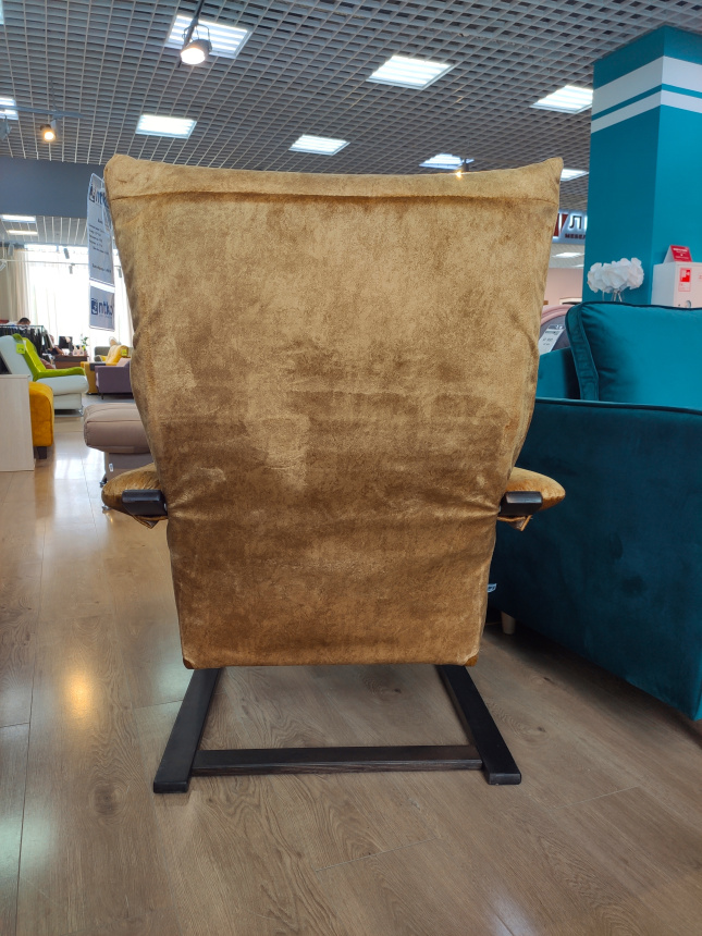 Кресло Квин, Nevada ochre, Орех