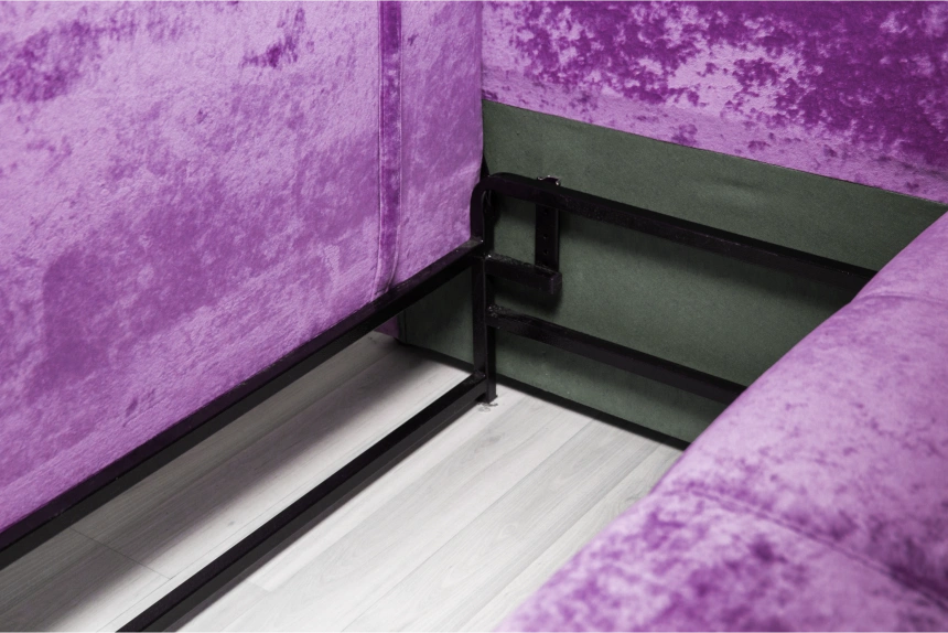 Диван прямой малый Адель 2,ткань Plush purple velvet, декор Рамух белый