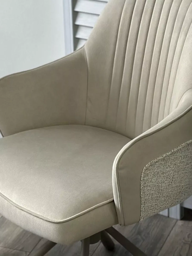 Стул Rikard, поворотный, кремовый Riely-111 / Present-120, шенилл - велюр, латте каркас