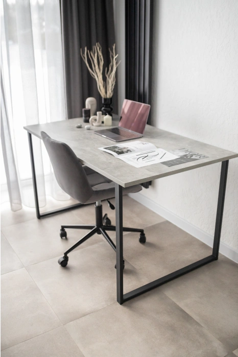 Обеденный стол Лиман, 140 х 80, бетон светлый / черный матовый