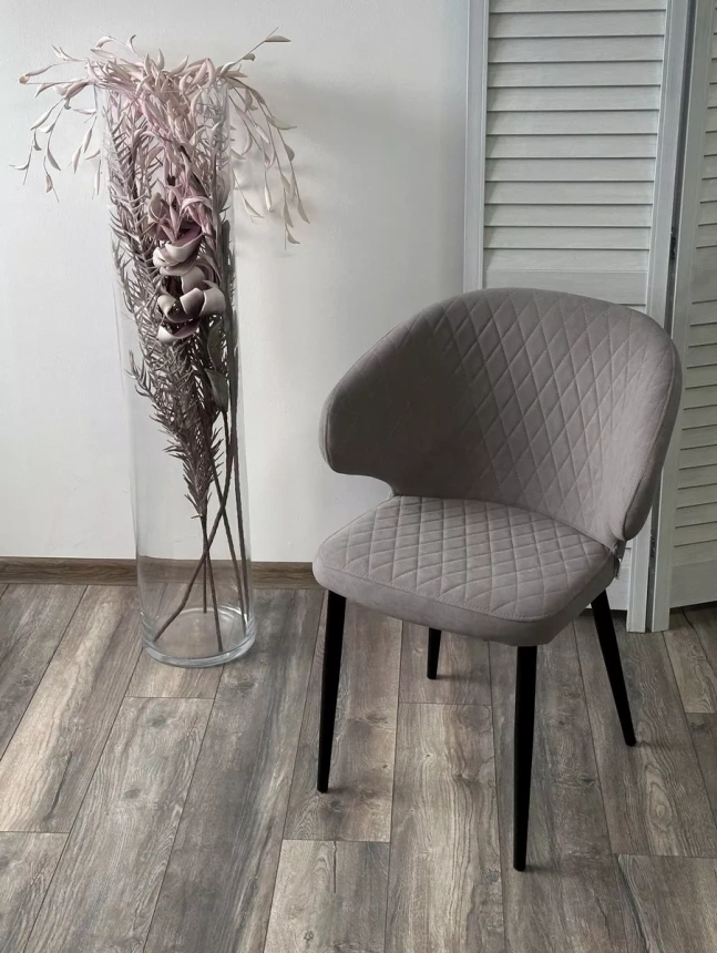 Стул Хилтон, мягкий, B22 серый, велюр, черный каркас