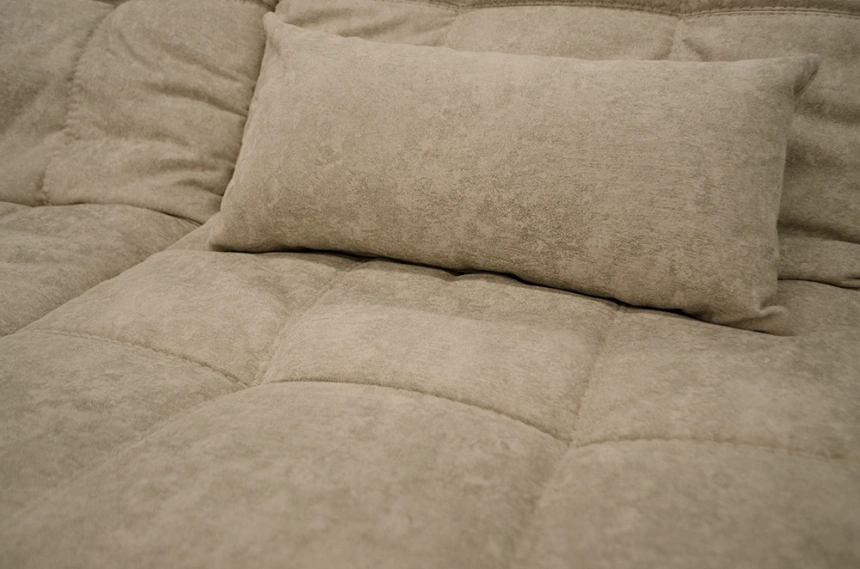 Диван угловой София 2 с задней тканью, Такома 02 (крем), Такома 12 (светло-серый)