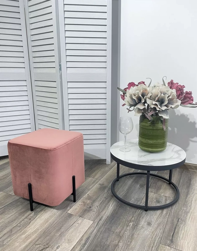 Пуф Феликс, квадратный, розовый #15, велюр / черный каркас