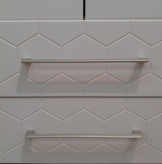 Шкаф двухдверный Мариус М-01, распашной для одежды, дуб баррик / белый матовый