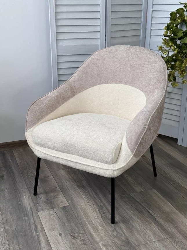 Стул-кресло Sion, 3018-01 белый / 3018-10 бежевый, шенилл, черный каркас