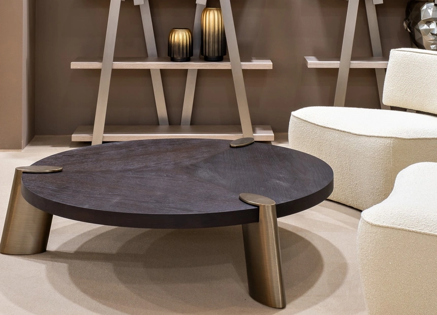 Журнальный стол Kong, 138x138x33, МДФ, шпон, темный орех / латунь