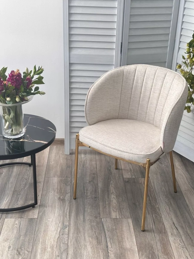 Стул Diana, мягкий, Modica-40 бежево-белый, ткань, золотой каркас