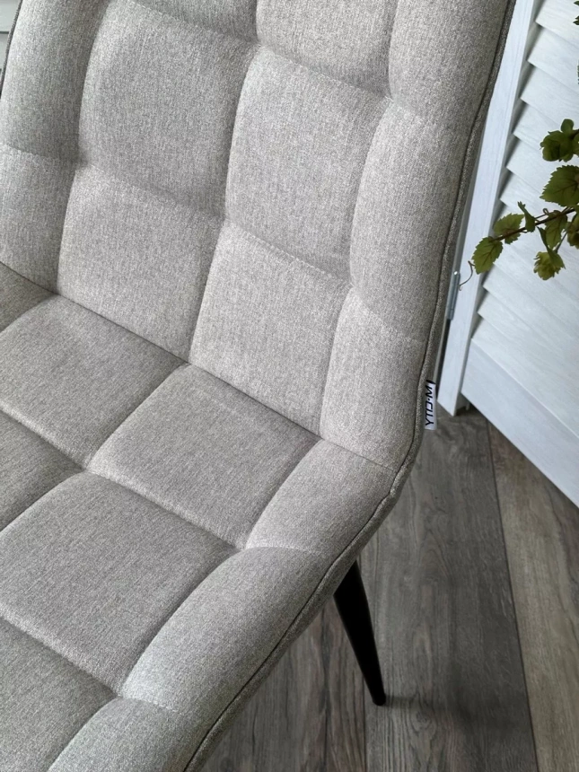 Стул Chic, мягкий, VF-19, VF-20 светло-серый, серый, черный каркас, ткань