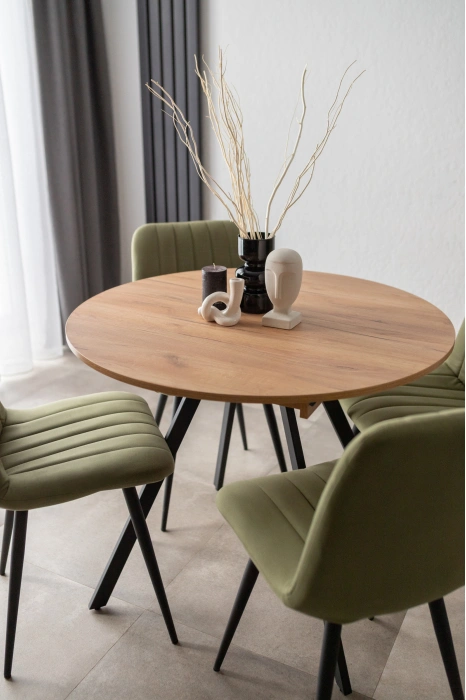 Кухонный раздвижной стол Курт, дуб крафт золотой / черный матовый