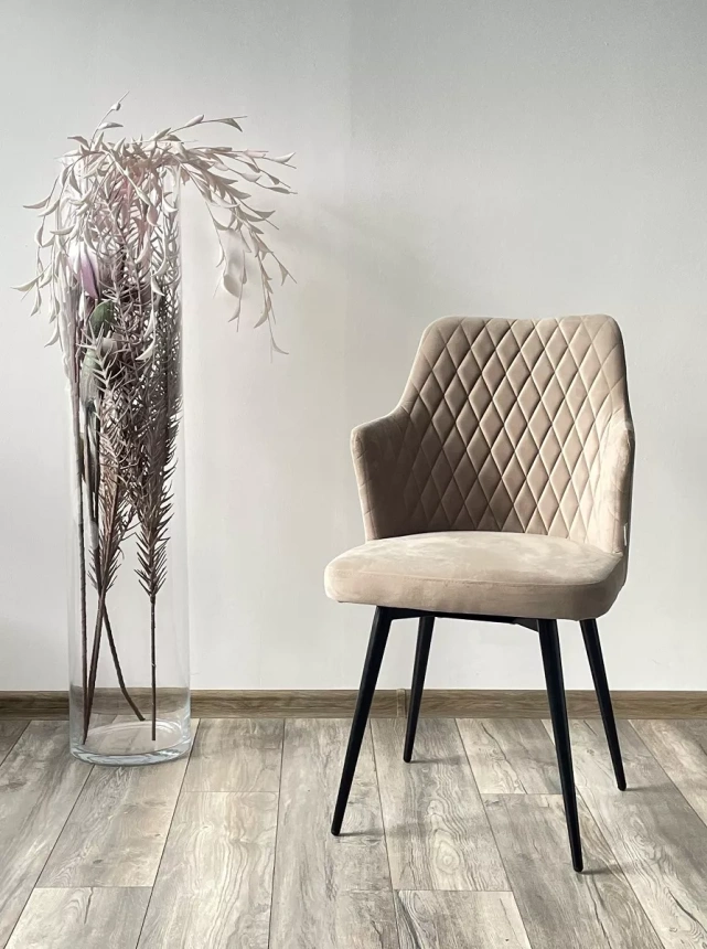 Стул Herman, поворотный, латте #25, велюр, черный каркас