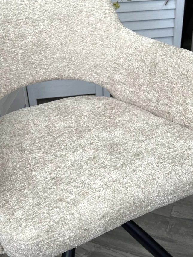 Стул Nuri, поворотный, 3018-10 бежевый, шенилл, черный каркас