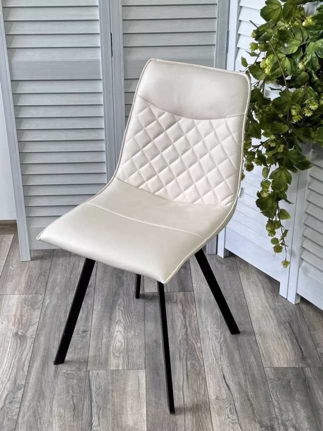 Стул Texas, мягкий, HK017-01 серо-белый, PU, экокожа, черный каркас 