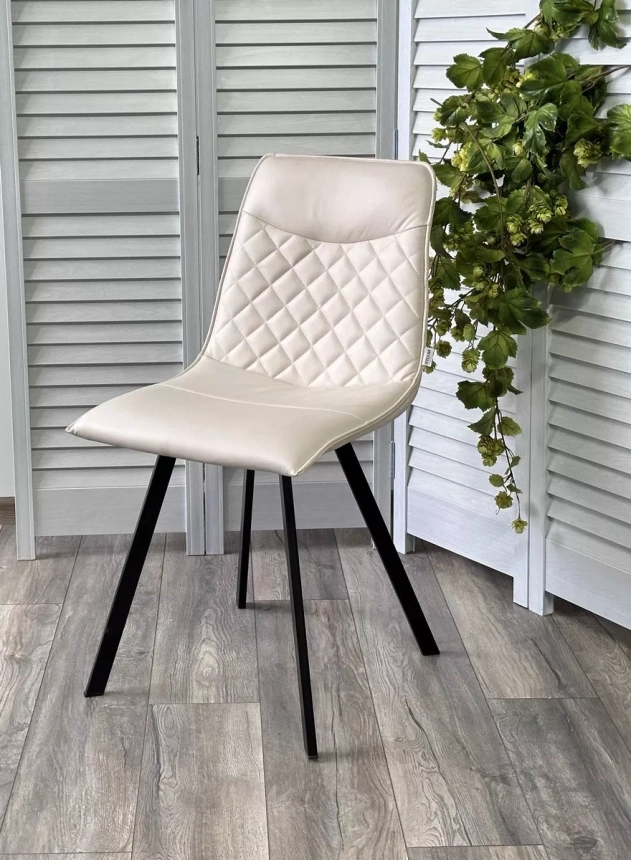 Стул Texas, мягкий, HK017-01 серо-белый, PU, экокожа, черный каркас 