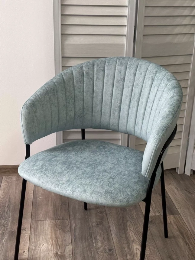 Стул Гемма, мягкий, Rain 7 breeze, велюр, черный каркас 